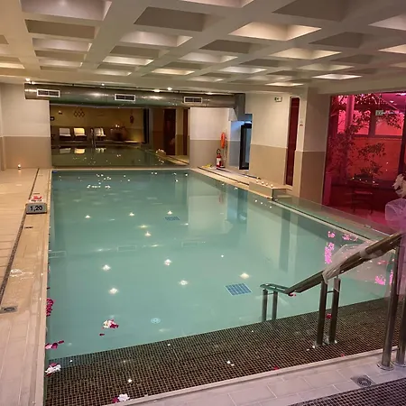 Aegean Pearl Station touristique